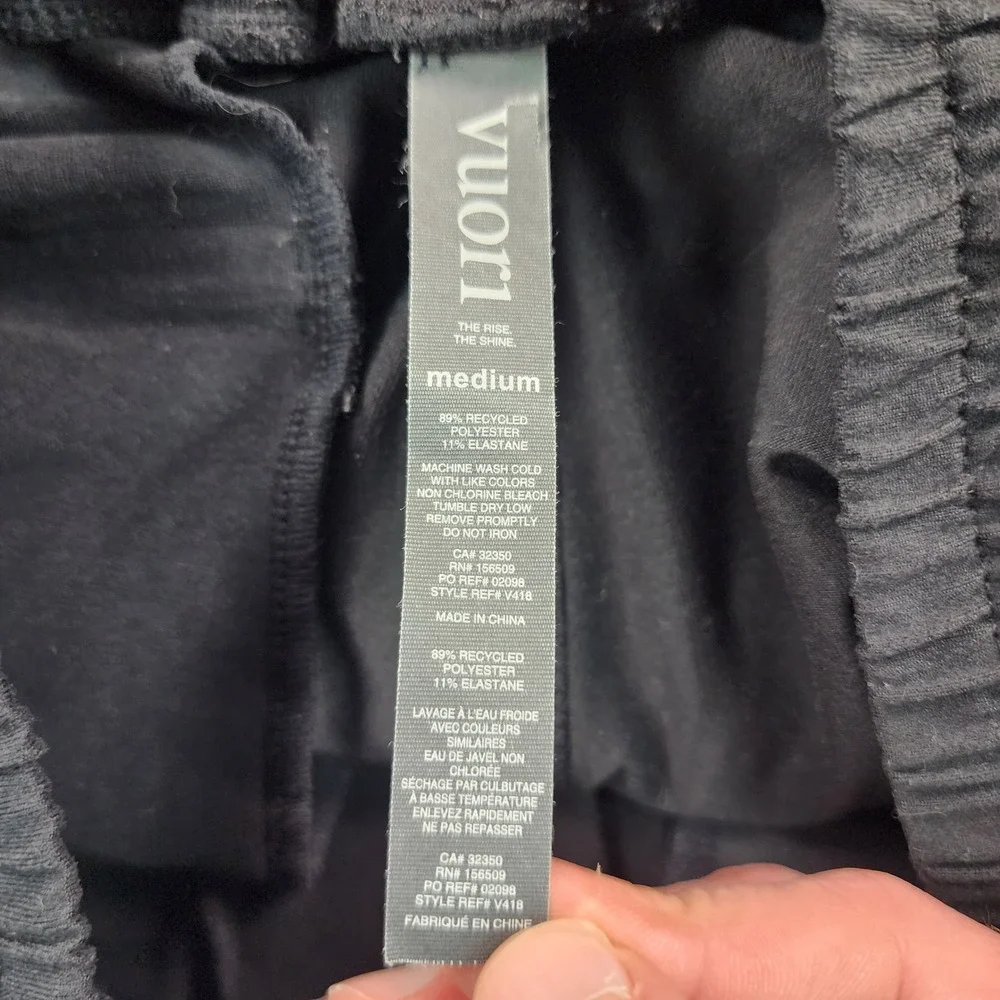 Vuori Ponto Performance Pants Mens Medium Black DreamKnit Lounge Jogger V418